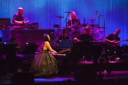 Amy Lee and Evanescence at Kings Theatre