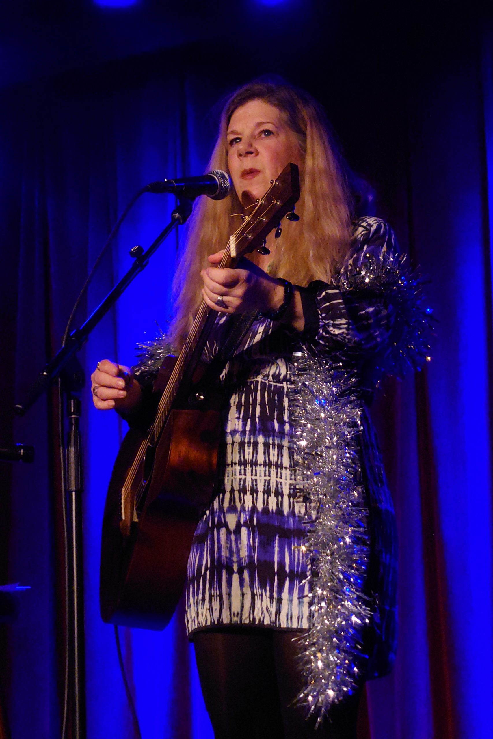 Dar Williams Rings in the Holidays With Return to Bell House : Brooklyn ...